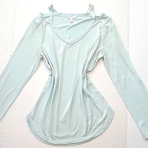 Time & Tru Cold Shoulder